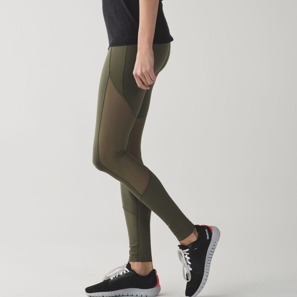 Lululemon Barre Star Pant in Fatigue Green size 6 NWT - Picture 2 of 10